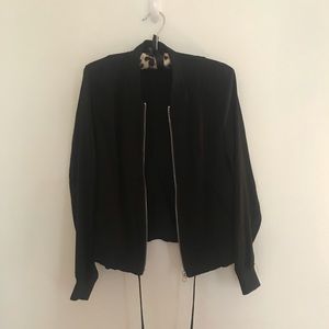 BLACK BOMBER JACKET SIZE 4 (H&M)